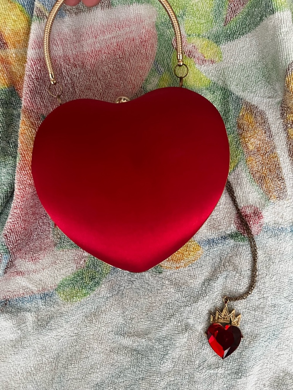 Red Heart-Shaped Evening Clutch with Gold Chain